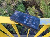 Ulefone Armor 34 Pro wyróżnia się wytrzymałym designem w każdych warunkach.