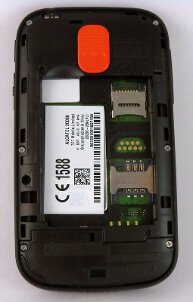 Gniazdo karty SIM i microSD