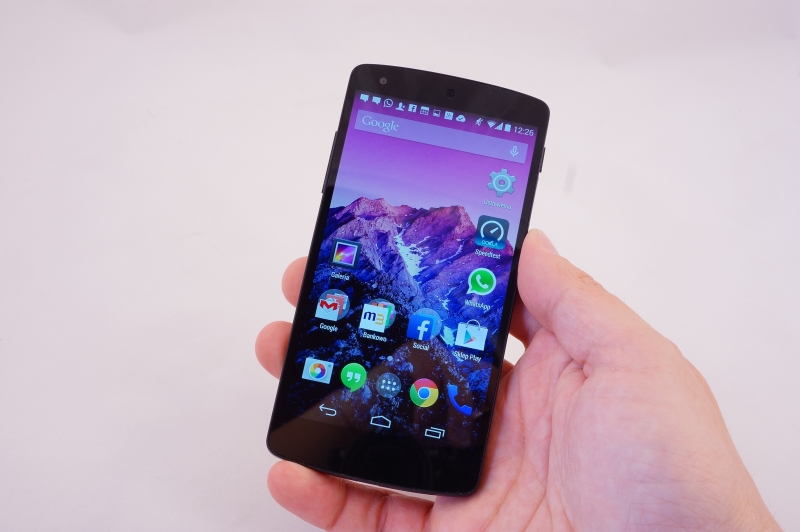 SCARICA TEMA CELLULARE LG U880