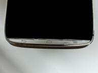 Transparentna wstawka w dolnej części telefonu Transparentna wstawka w dolnej części telefonu