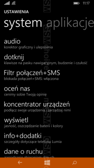 Dopiero sześć zrzutów ekranu może pokazać, jak wiele opcji znajduje się w podstawowym menu telefonu