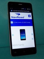 Ekran w smartfonie Nexo Handy