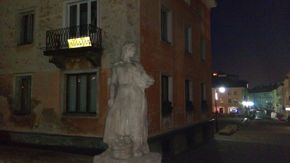 Ujęcie z fleszem i bez niego Ujęcie z fleszem i bez niego