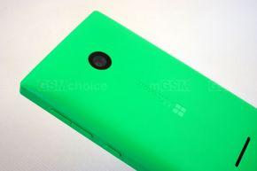 Lumia 435 w przodu i z tyłu Lumia 435 w przodu i z tyłu