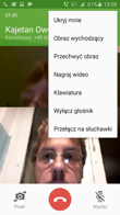 W Samsungu A5 2016 można wykonywać wideopołączenia, a rozmowy odbierać podczas wykonywania innych czynności