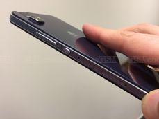 Brakuje tylko opcji pozwalającej na to, by obiektyw otwierał się jak scyzoryk ;)