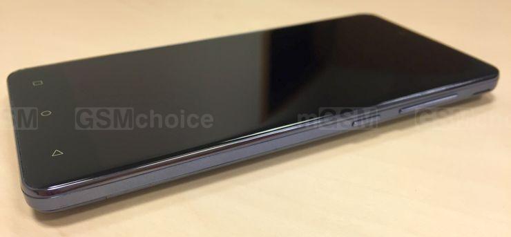 Wygaszony ekran może służyć jako lusterko... Wygaszony ekran może służyć jako lusterko...