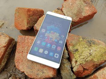 Lenovo Phab Plus